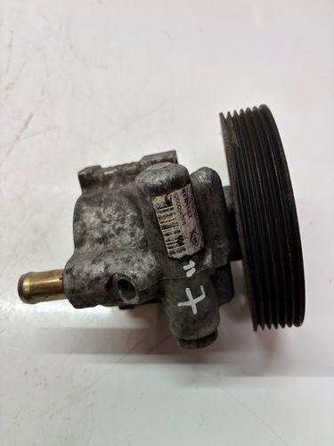Pompe de direction assistée Pour Opel Vivaro A 1,9 DTI F9Q760 8200054528