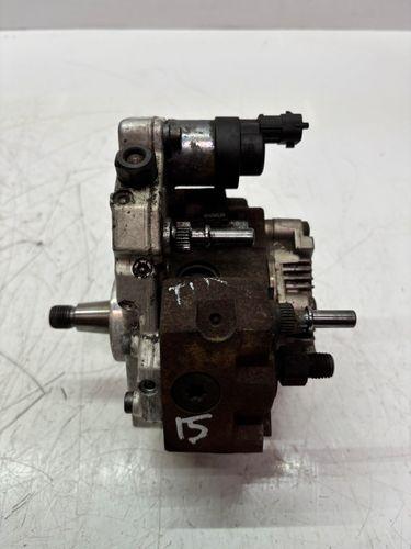 Pompe haute pression Pour Opel Vivaro A 1,9 DTI F9Q760 8200659759