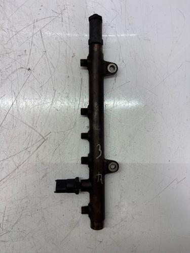 Rail-tube Pour Renault Trafic II 1,9 dCI F9Q760 F9Q 8200347176