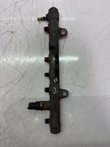 Rail-tube Pour Renault Trafic II 1,9 dCi F9Q760 F9Q 8200330912