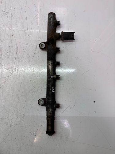 Rail-tube Pour Opel Vivaro A 1,9 DTI F9Q760 8200347176