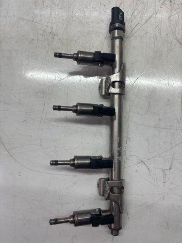 Barre d'injection Pour Audi Seat Skoda VW Karoq 1,4 TSI TFSI CZEA CZE 04E133320D