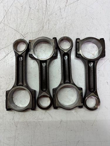 4x Pleuel Pleuelstange pour Renault Trafic II 2,0 dCi M9R786 M9R 7701477831