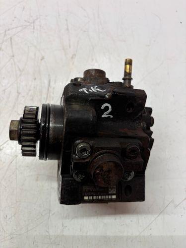 Pompe haute pression Pour Renault Trafic II 2,0 dCi M9R786 M9R 8200950493