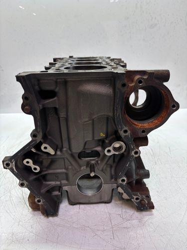 Bloc moteur Pour Renault Trafic II 2,0 dCi M9R786 M9R