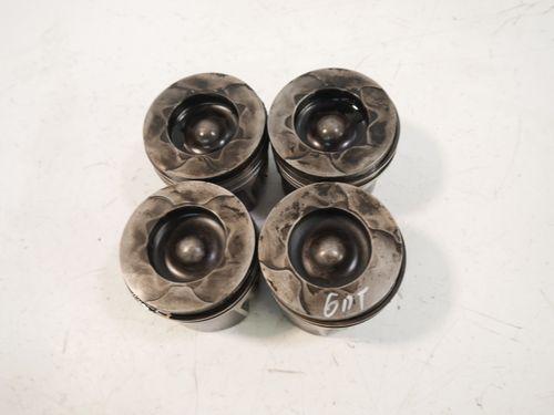 4x pistons pour Ford Transit FDD FCD 2,0 YMF6 ATE0D