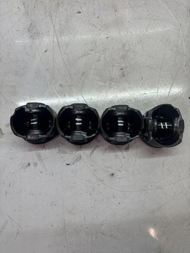 4x pistons Pour Opel Vivaro C 2,0 DW10FDDU EHT
