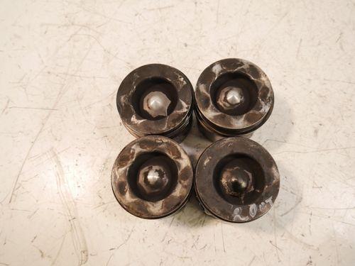 4x pistons pour Fiat Citroen Scudo Expert 1,6 D 9HM DV6UC 9H07 75L101