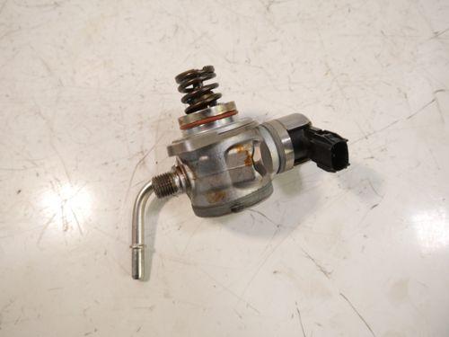 Pompe à carburant pour Volvo XC60 246 2,0 T4 B4204T31 31437903