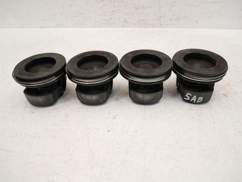 4x pistons pour Nissan Navara NP300 D23 2,3 DCi YS23SDDTT YS23 85MT