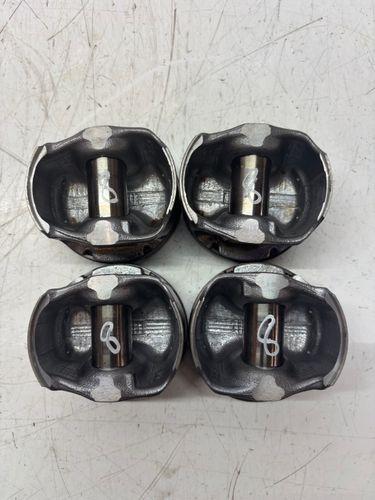 4x pistons Pour Nissan Qashqai III 1,3 DIG-T HR13DDT HR13 120104242R