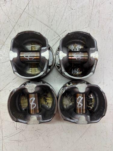 4x pistons Pour Nissan X-Trail III 1,3 DIG-T HR13DDT 120106516R