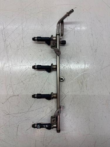 Rampe d'injection Pour Chevrolet Malibu 2,4 essence LE5 12602482