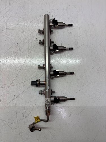 Barre d'injection Chevrolet Malibu 2,0 essence LTG 12654644