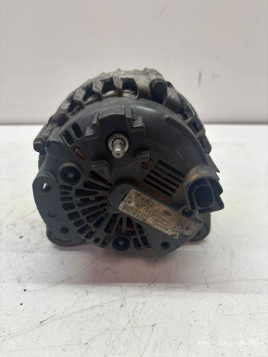 Alternateur Pour Audi Seat Skoda Vw A3 Golf VII 1,6 TDI CLHA CLH 03L903023L