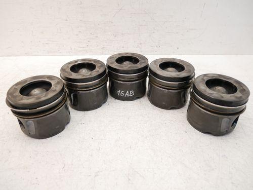 5x pistons pour Jaguar XF XJ F-Pace 3,0 D SDV6 AWD 306DTA AJTDV6 H268X