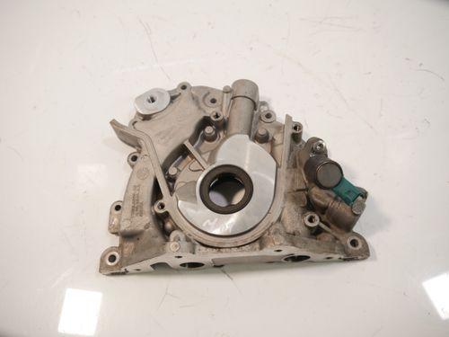 Pompe à huile pour Jaguar Land Rover Discovery 3,0 TD D 306DT AJTDV6 FW93-6600-AD