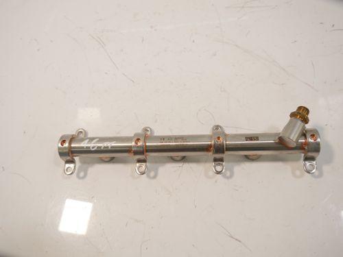 Rampe d'injection pour Porsche Panamera 976 2,9 CSZD 06M133315L