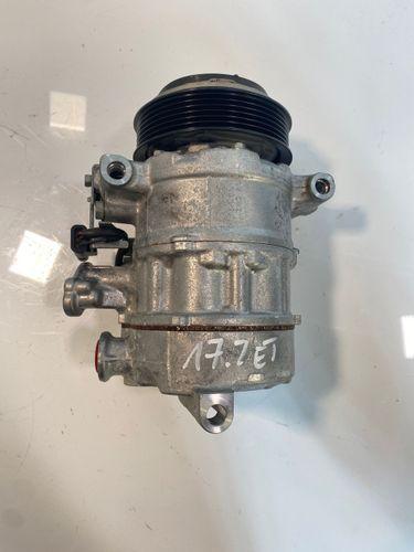 Compresseur de climatisation Pour Mercedes 2,0 C200 C300 M264.920 M264 264.920 A0008303002