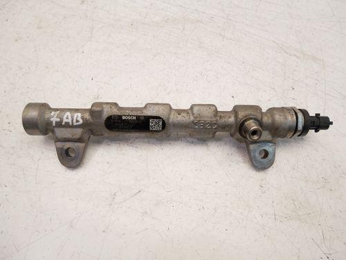 Rail-tube pour Opel Insignia Astra 2,0 CDTi A20DTH A20 55576177 0445214221