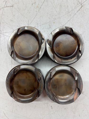 4x pistons Pour Nissan Qashqai J11 1,3 DIG-T HR13DDT HR13 120104242R