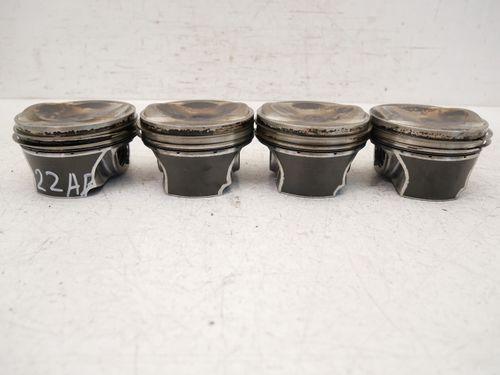 4x pistons pour VW Passat B7 2,0 TSI DTDA DDSA DDSB 82L199