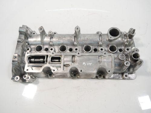 Couvercle de soupape avec arbres à cames pour Land Rover Discovery 2,0D 204DTD G4D3-6J011