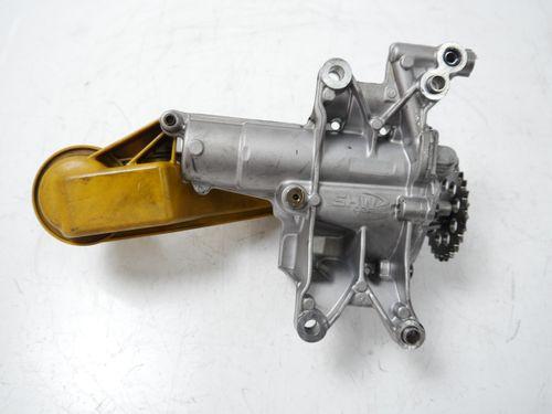 Pompe à huile pour Volvo XC60 2,4 D5 AWD D5244T20 D52 31330979
