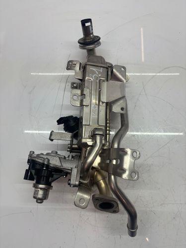 Refroidisseur de gaz d'échappement Pour Jaguar XE X760 2,0 D200 204DTY AJ21D4 M4D3-9U438-AF