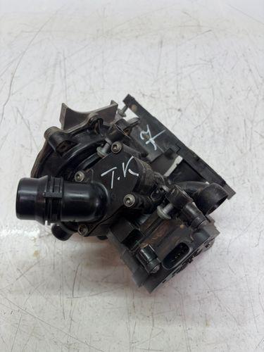 Pompe à eau Pour Audi A4 B9 2,0 TFSI DBPA DBP 06L121111M