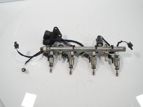 Rampe d'injection pour Audi Seat S3 Leon 2,0 quattro CJXC CJX 06K133317G