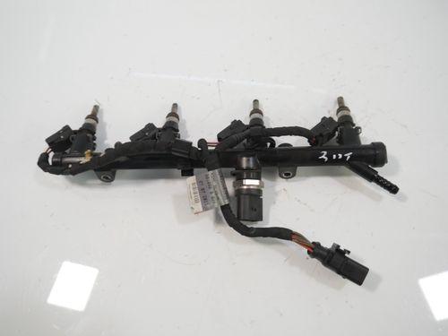 Rampe d'injection pour Audi Seat VW A3 S3 Leon 2,0 quattro CJXC CJX DJH 06K133681A