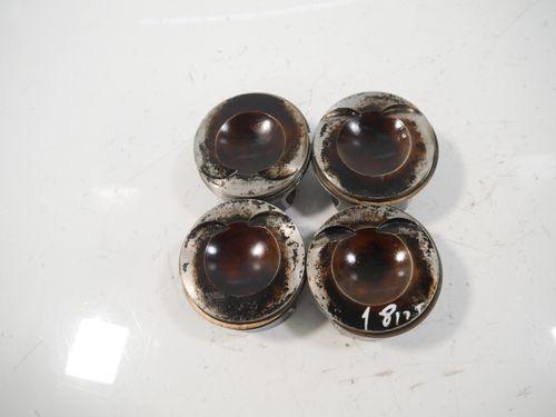 4x pistons pour Audi VW A3 Beetle Golf Passat 2,0 TFSI CBFA CBF 06HBP