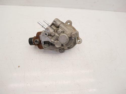 Pompe haute pression pour Opel Vivaro 1,5 Diesel DV5RUCD D15DT 9817903080 0445010761