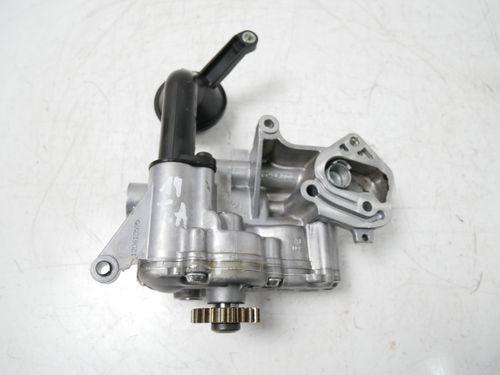 Pompe à huile pour VW Audi Beetle Golf Passat A3 2,0 TFSI CBFA CBF 06J115106AB