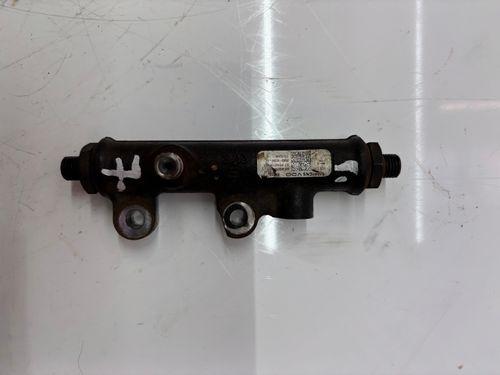 Rail-tube Pour Land Rover DISCOVERY III 2,7 D 276DT TDV6 4R8Q-9C066-AL
