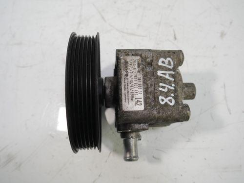 Pompe de direction assistée pour Volvo XC90 2,4 D5 AWD D5244T4 D52 30760531