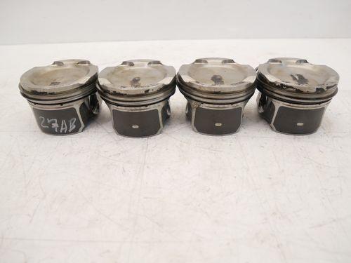 4x pistons pour Nissan X-Trail T32 1,3 DIG-T HR13DDT HR13 120104242R
