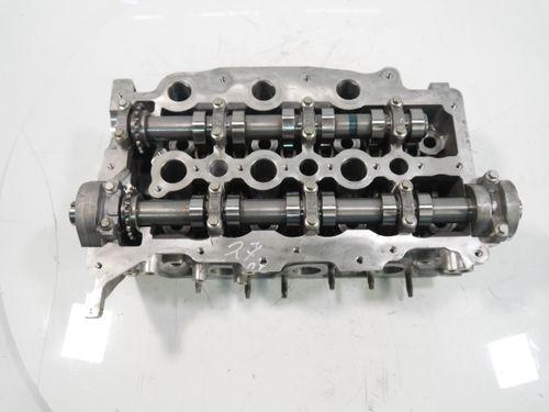 Culasse prévue pour Land Rover Discovery 2,7 TD 276DT 4R8Q-6C064-AH gauche