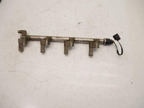 Barre d'injection pour Land Rover Discovery L319 5,0 V8 508PN AJ133 8W93-9G774-AF
