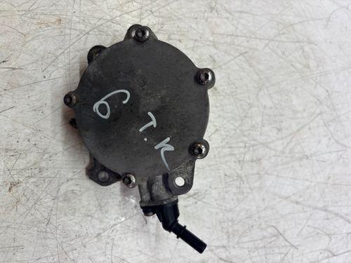 Pompe à vide Pompe à vide Pour Peugot 3008 1,6 VTi EP6C 5FS 456590