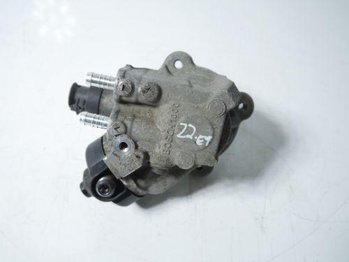 Pompe haute pression pour VW Transporter T5 2,0 TDI CAAC CAA CCHA 03L130755J