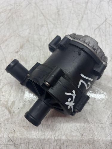 Pompe à eau Pour VW Audi Golf VII A3 2,0 TDI DGCA DGC 04L965567A