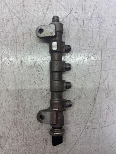 Rampe d'injection Pour Mazda 3 BP 2,0 Skyactiv-X M Hybrid HFY1 HF01 HF