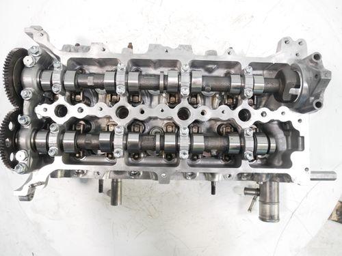 Culasse prévue pour Toyota Avensis RAV4 2,2 D-D4 2AD-FHV 2AD