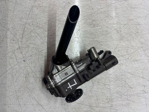 Pompe à huile Pour Mercedes Classe A W176 1,6 A180 M270.910 M270 270.910 R2701810501