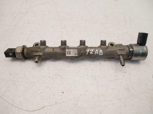 Rail-tube pour Audi A6 2,0 TDI DDDA DDD 04L089G