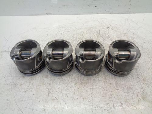 4x pistons pour Mitsubishi Grandis Outlander 2,0 DI-D Diesel BSY 7901J
