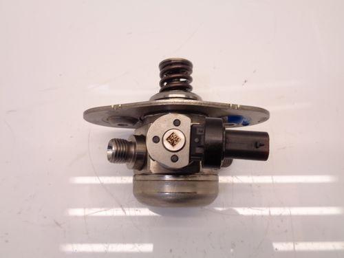 Kraftstoffpumpe pour BMW 1er F20 F21 140i 3,0 Benzin B58B30A B58 7642466