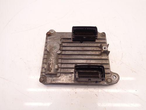 Steuergerät pour Opel Vauxhall Vectra C 2,2 DGi Benzin Z22YH LCH 55351342